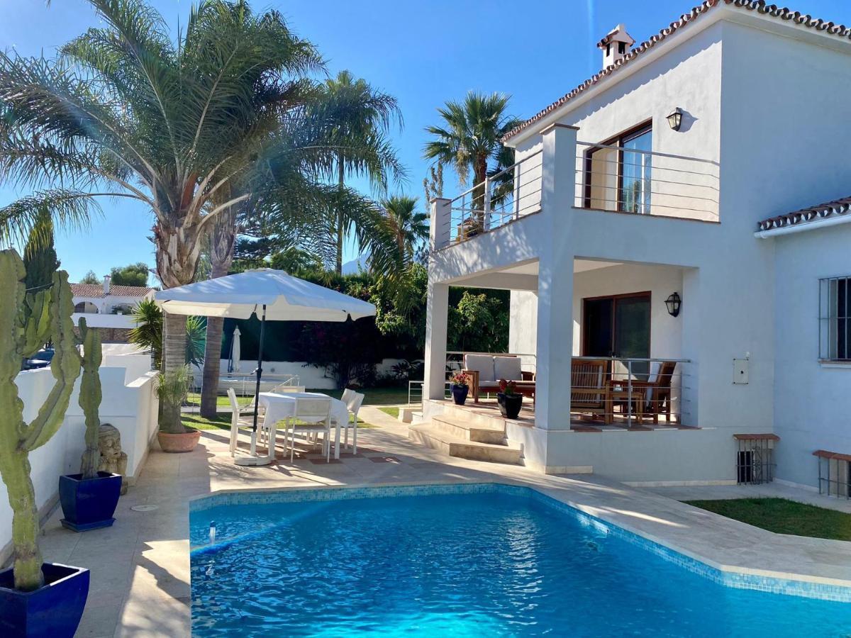 Blue Moon Marbella Villa Bagian luar foto